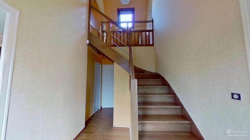 Maison - 152 m² - 7 pièces