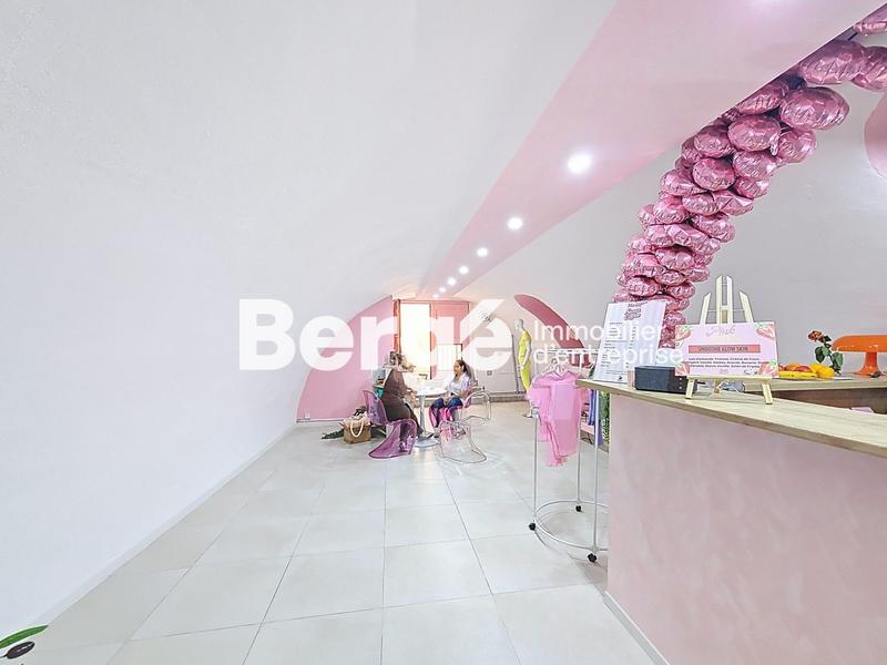 Local commercial - 135 m²