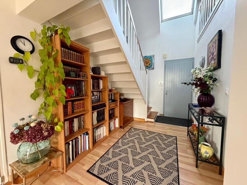 Maison - 130 m² - 6 pièces