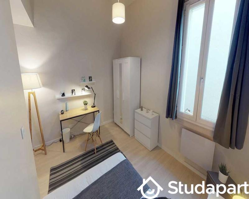 Chambre - 60 m² - 1 pièce