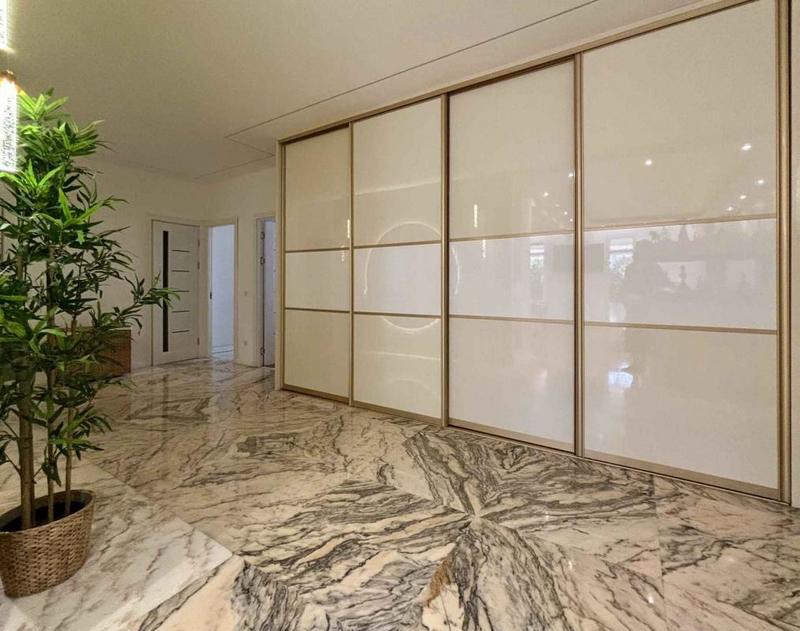 Appartement - 108 m² - 4 pièces