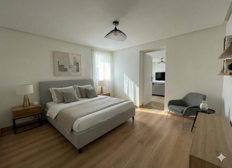 Villa - 269 m² - 14 pièces