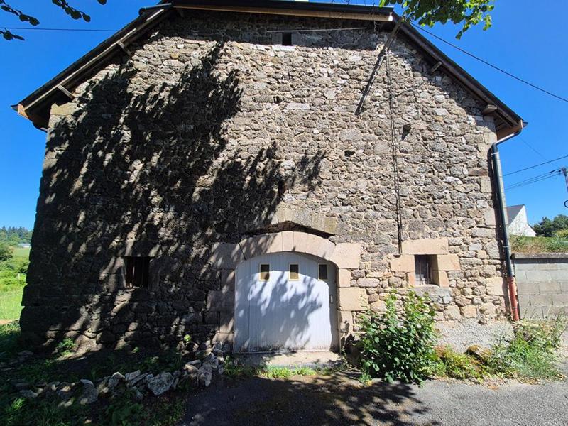 Maison de village - 204 m² - 1 pièce