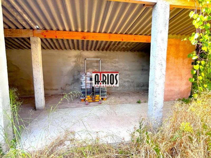 Local d'activité / Entrepôt - 169 m²