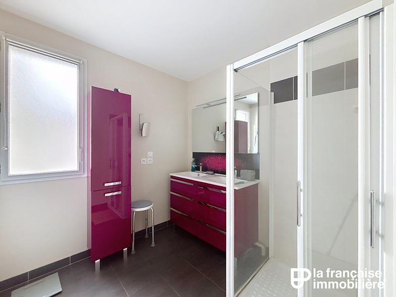 Appartement - 81 m² - 4 pièces
