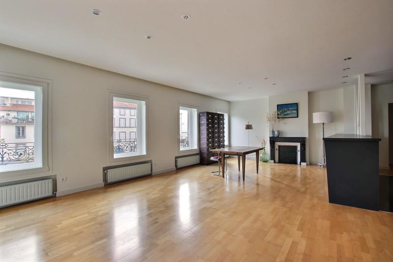 Appartement - 144 m² - 5 pièces