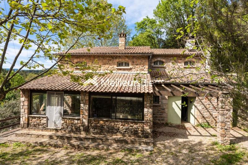 Maison - 204 m² - 8 pièces