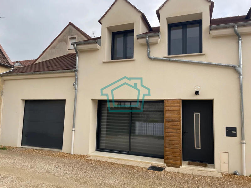 Maison - 89 m² - 4 pièces