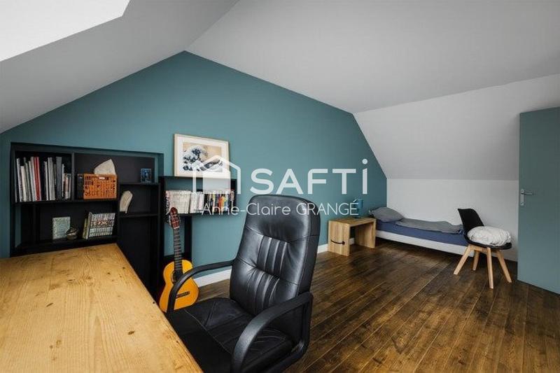 Maison - 95 m² - 5 pièces