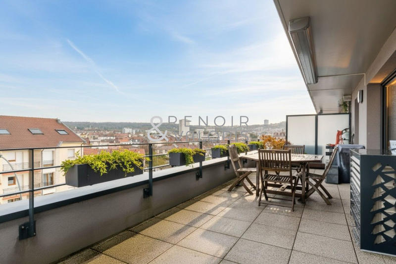 Appartement - 76 m² - 4 pièces