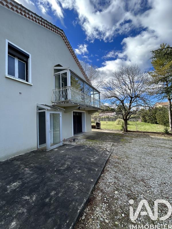 Maison - 210 m² - 5 pièces