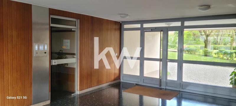 Appartement - 95 m² - 5 pièces