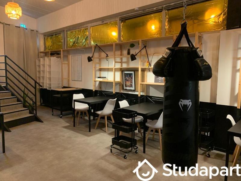 Chambre - 40 m² - 1 pièce