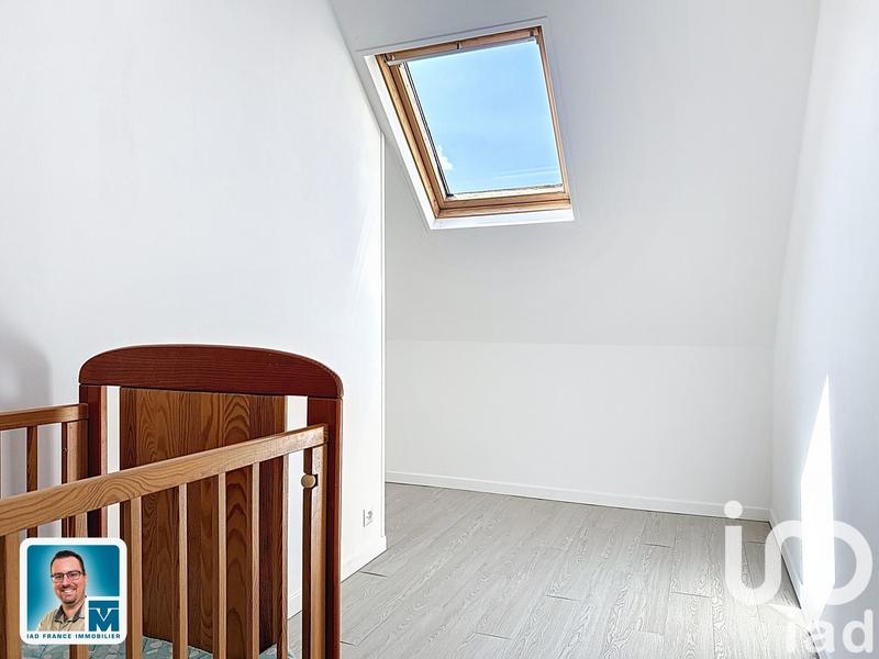 Maison - 143 m² - 8 pièces