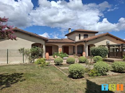 Maison - 175 m² - 5 pièces