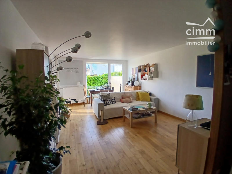 Appartement - 84 m² - 4 pièces