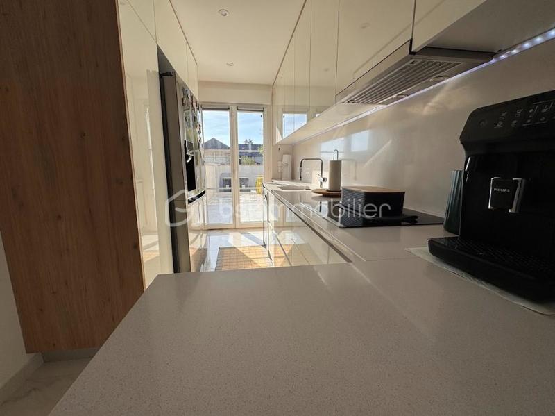 Maison traditionnelle - 90 m² - 5 pièces