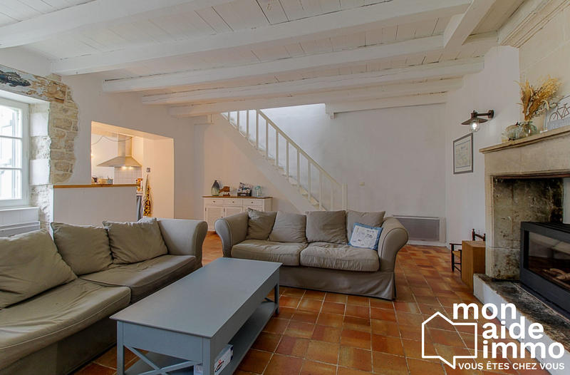 Maison traditionnelle - 139 m² - 6 pièces