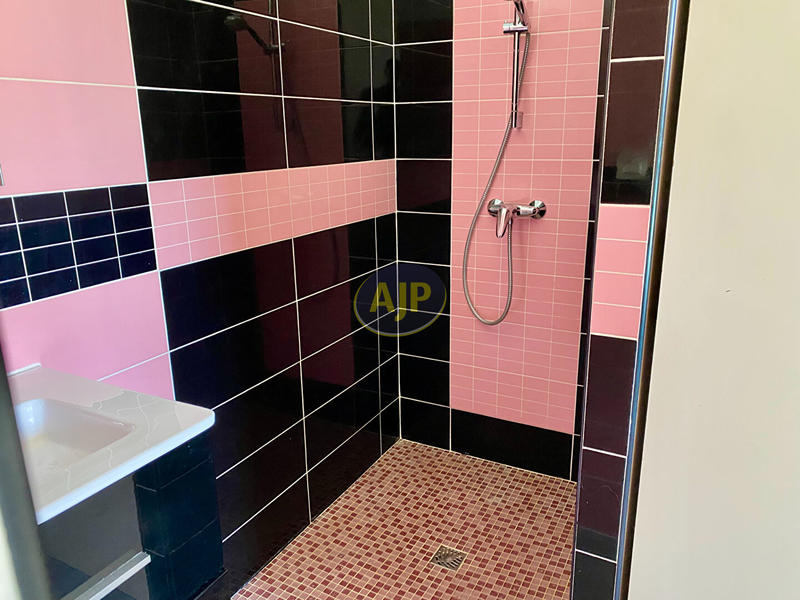 Maison - 157 m² - 4 pièces