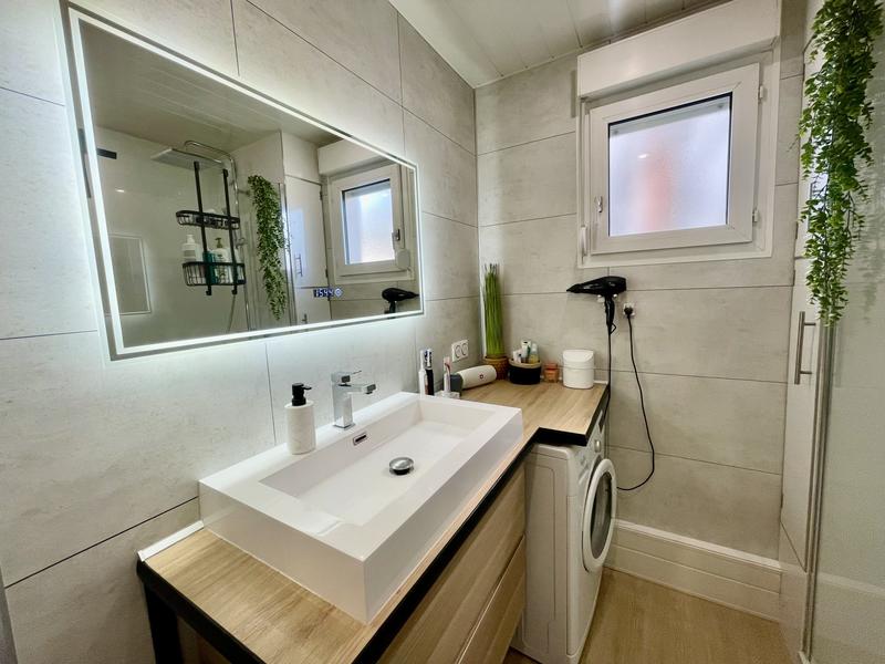 Appartement - 81 m² - 4 pièces