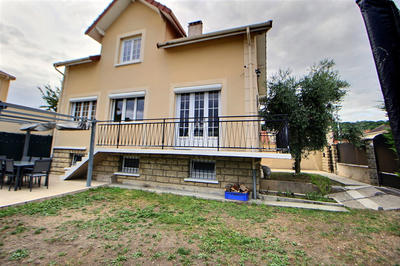 Maison - 113 m² - 7 pièces