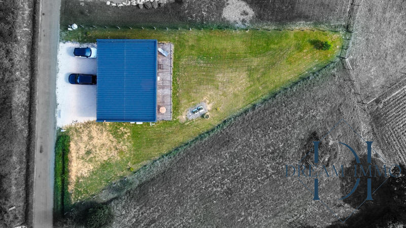 Maison - 90 m² - 4 pièces