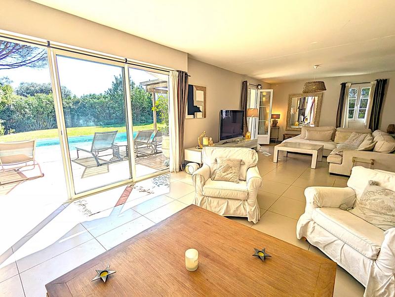 Villa - 185 m² - 5 pièces