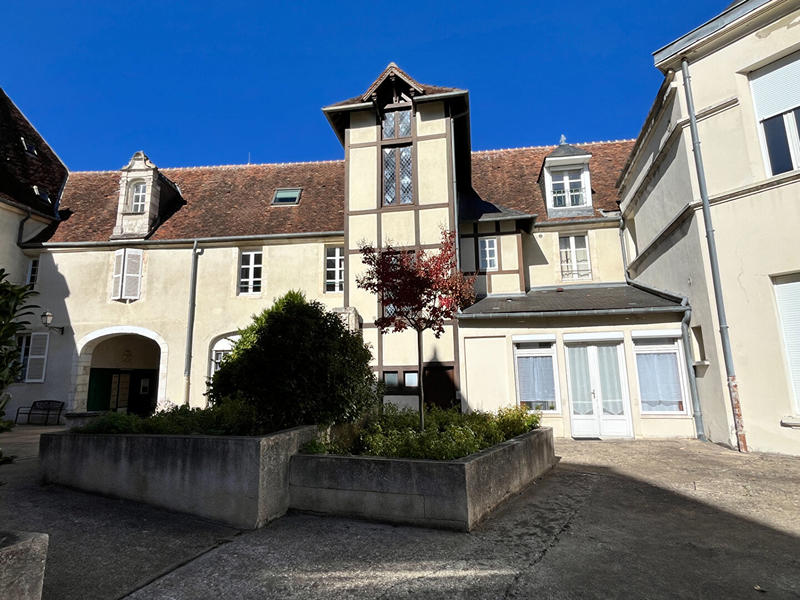 Appartement - 106 m² - 5 pièces