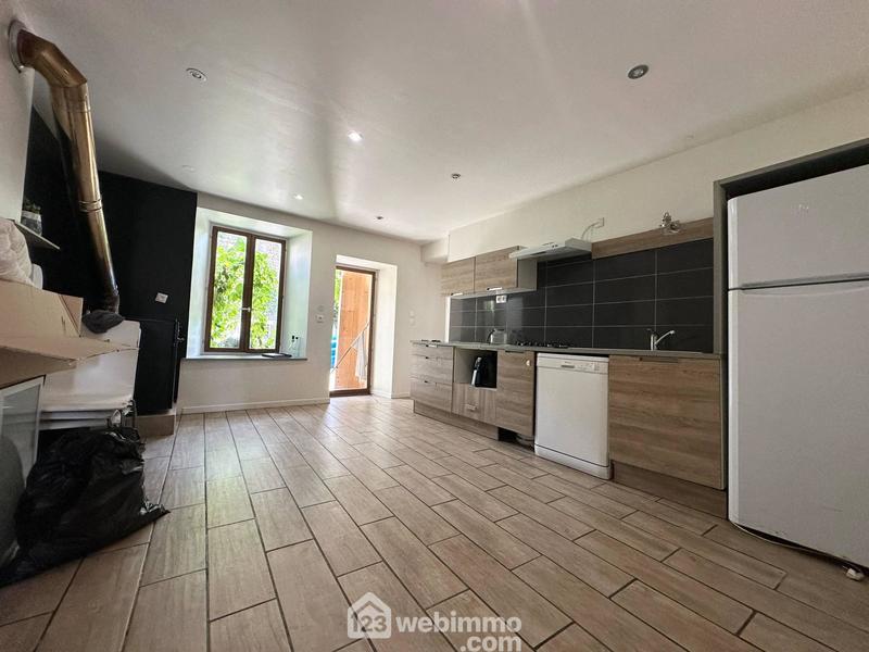 Maison - 140 m² - 6 pièces