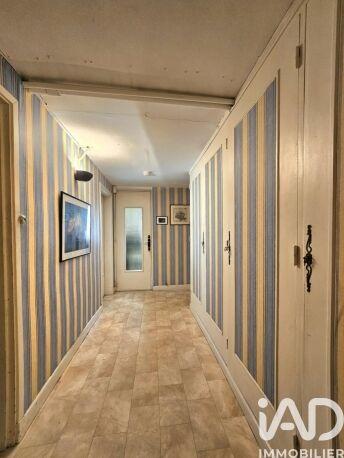 Maison - 195 m² - 7 pièces