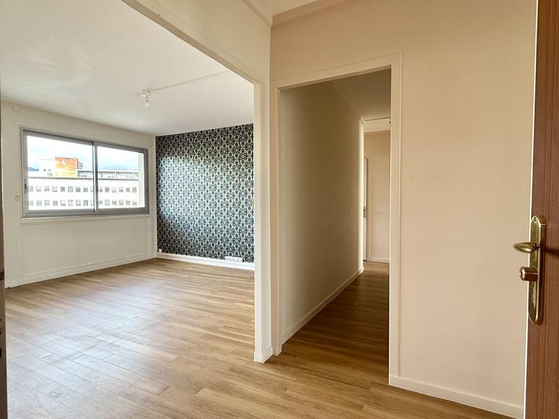 Appartement - 85 m² - 4 pièces