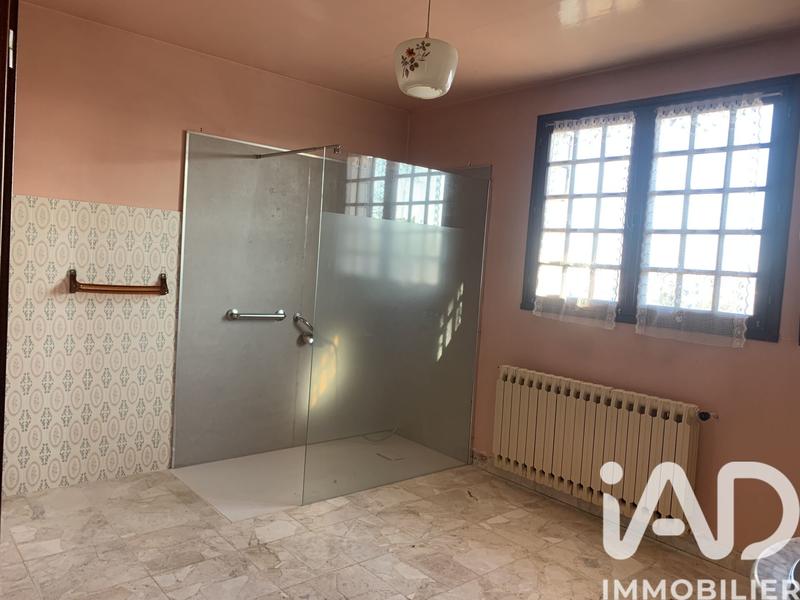 Maison - 214 m² - 9 pièces