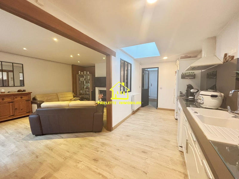 Maison - 94 m² - 4 pièces