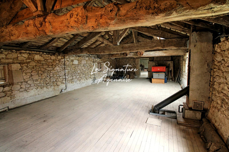 Maison - 207 m² - 6 pièces