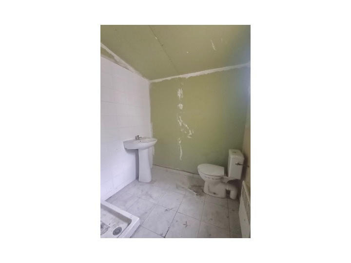 Maison - 250 m² - 9 pièces