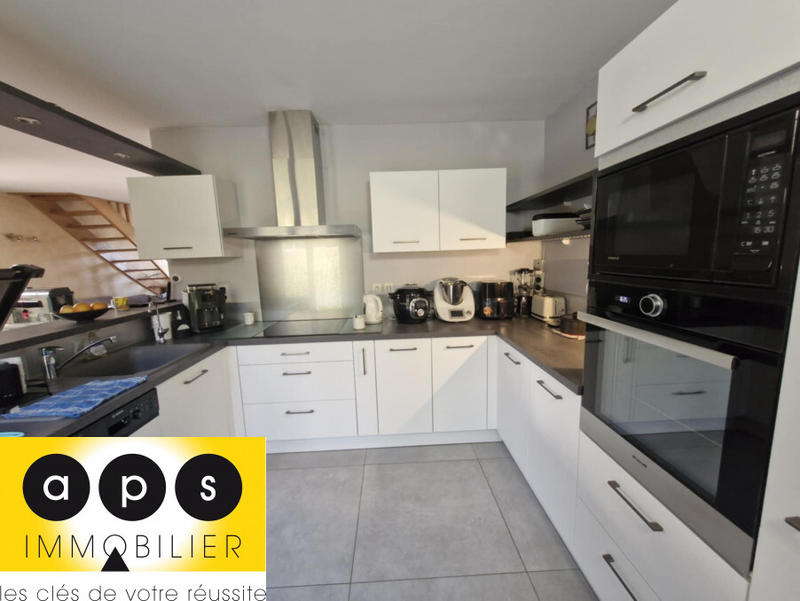 Maison - 160 m² - 6 pièces