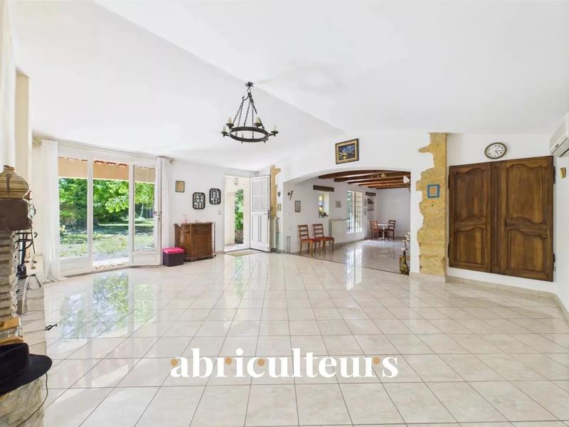 Maison - 155 m² - 6 pièces