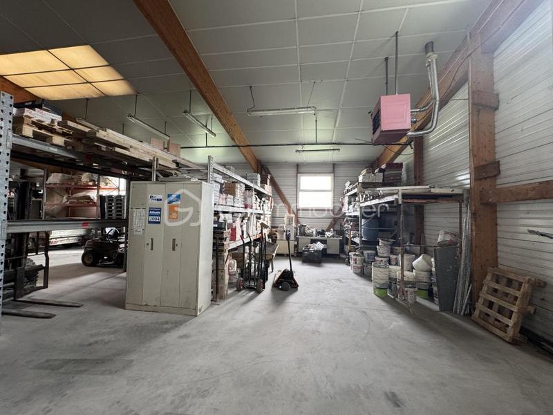 Entrepôt - 540 m² - 3 pièces