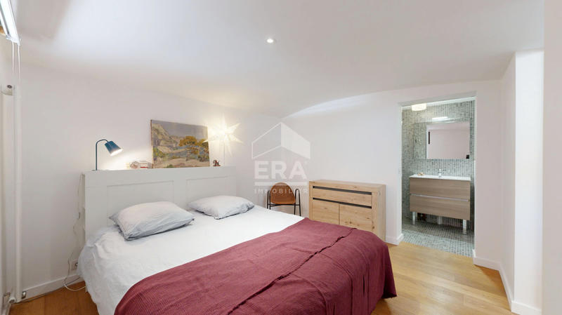 Appartement - 225 m² - 6 pièces