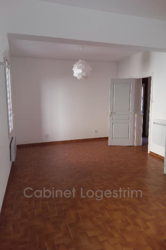 Appartement - 105 m² - 3 pièces