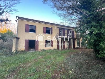 Maison - 206 m² - 7 pièces