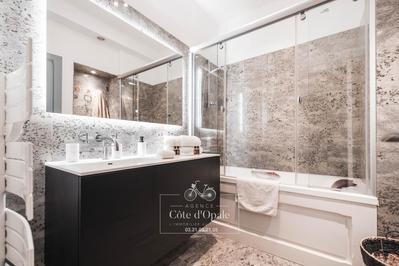 Immeuble - 219 m² - 12 pièces