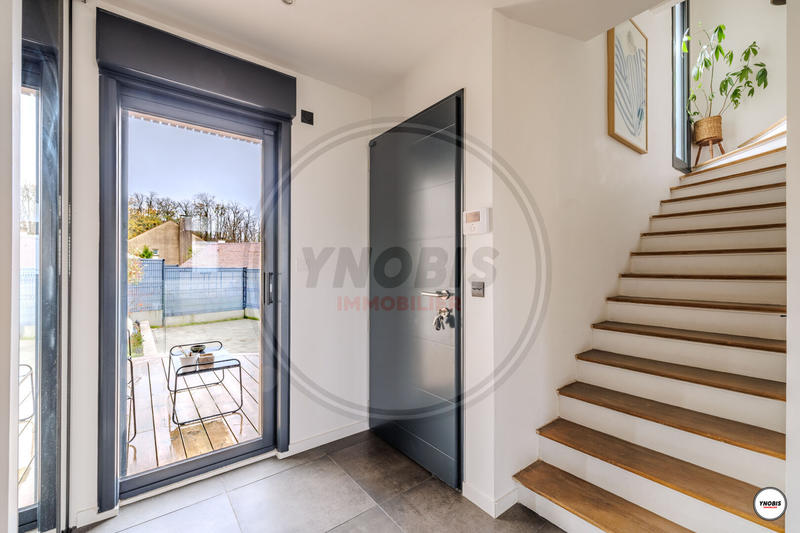 Maison - 100 m² - 5 pièces