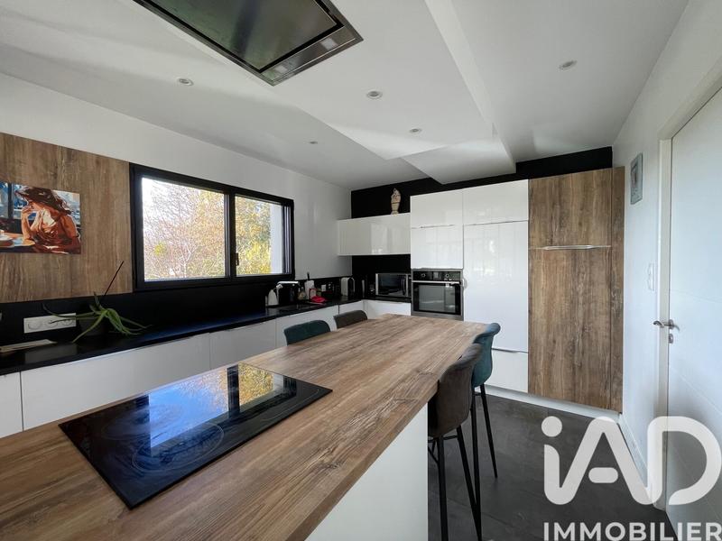 Maison - 135 m² - 5 pièces