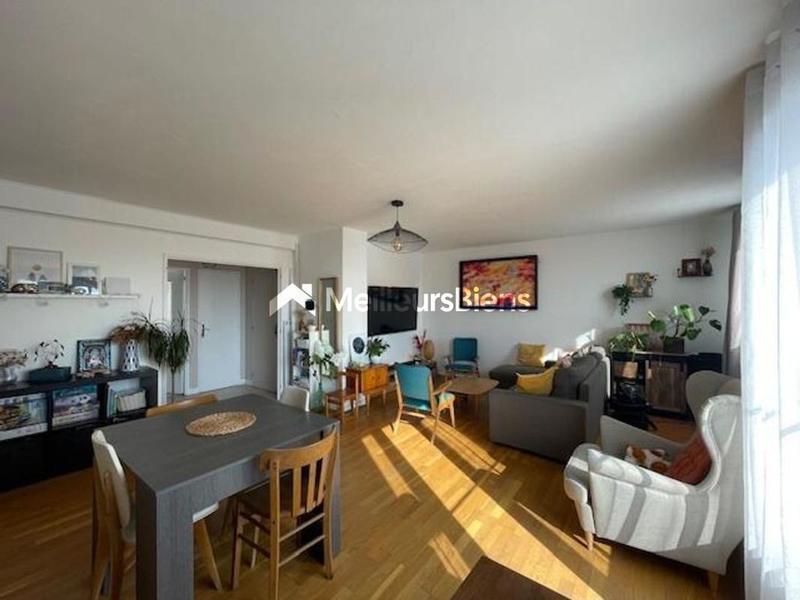 Appartement - 72 m² - 3 pièces