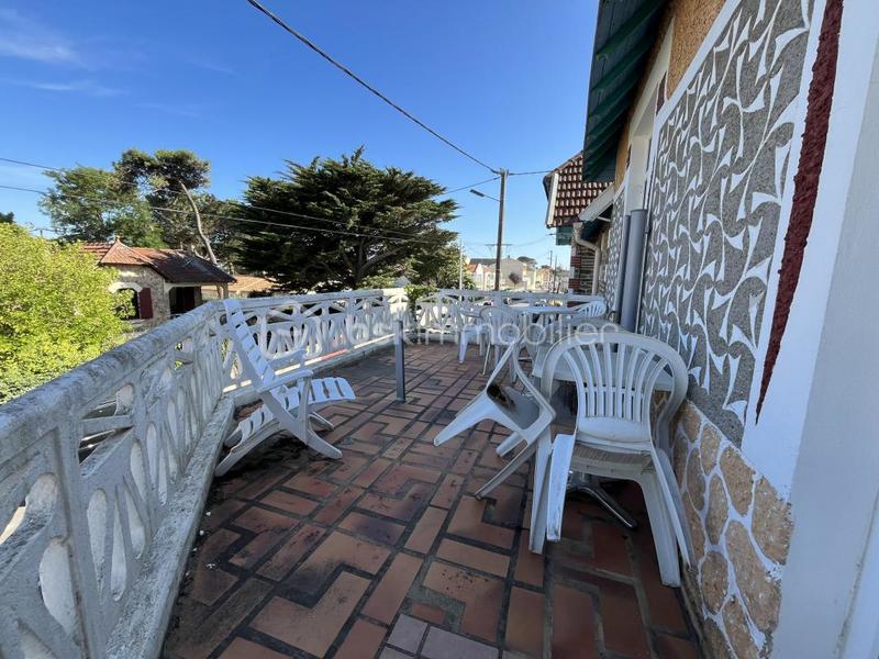 Immeuble - 348 m² - 11 pièces