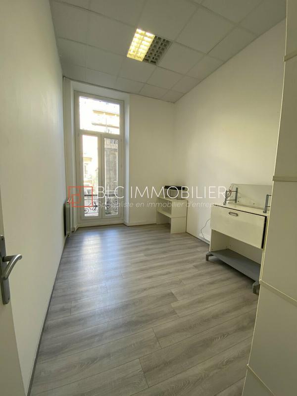 Bureau - 210 m²