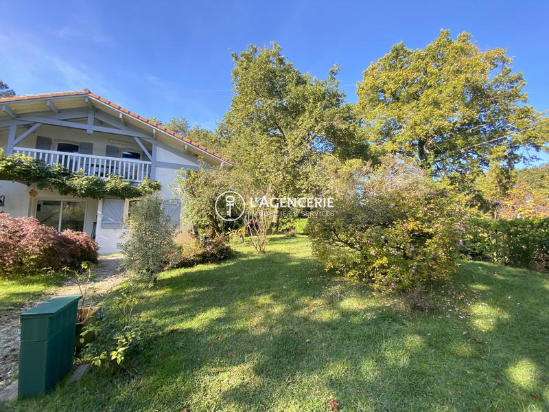 Maison traditionnelle - 139 m² - 7 pièces