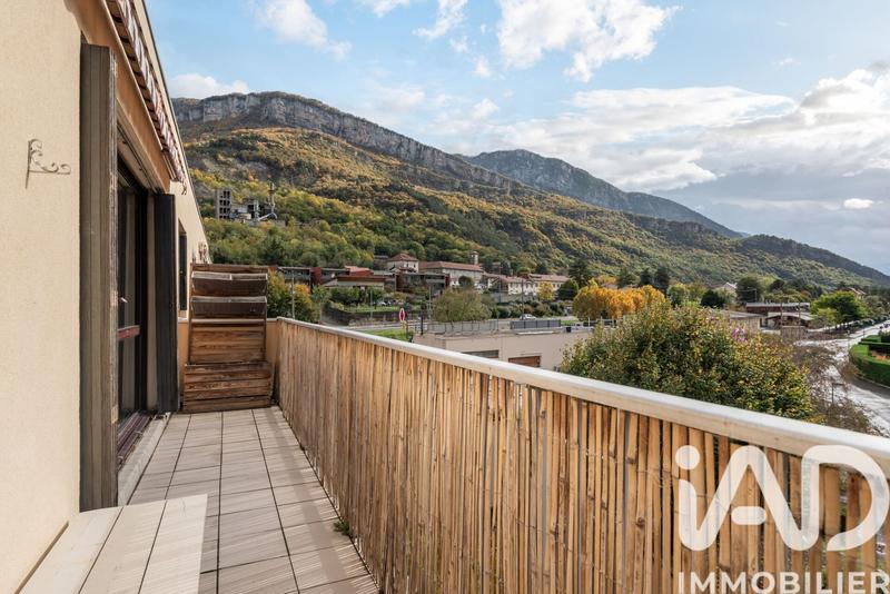 Appartement - 107 m² - 5 pièces