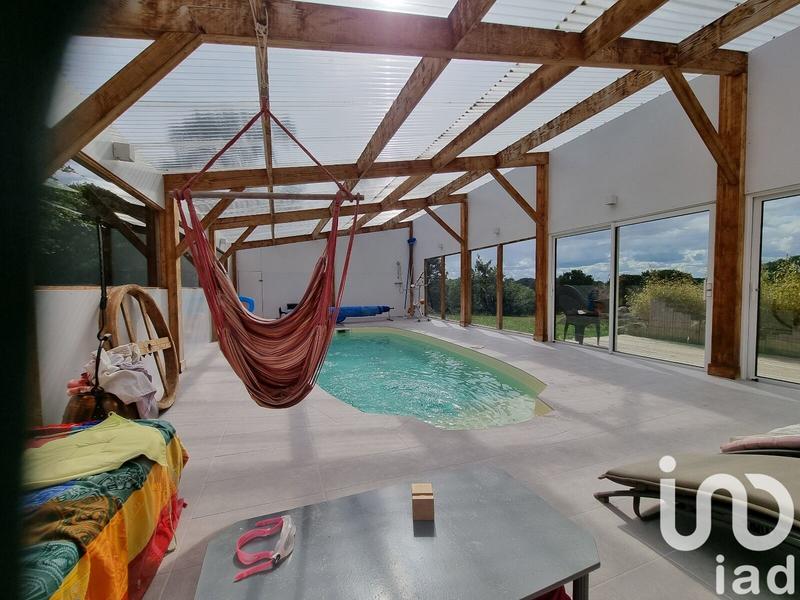 Maison - 180 m² - 10 pièces